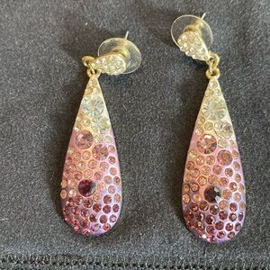 Beautiful Pierced Earrings Purple Pink White Ombré